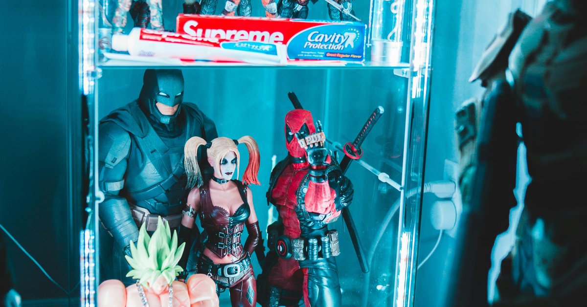 display stands action figures