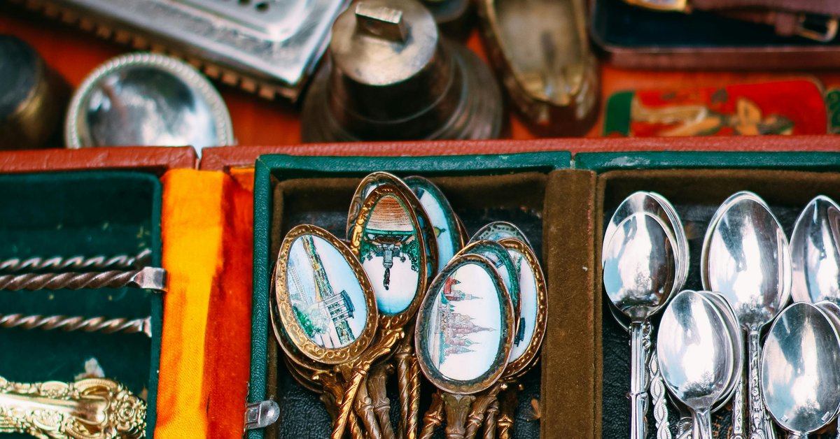 start souvenir spoon collection — photo by bacho nadiradze